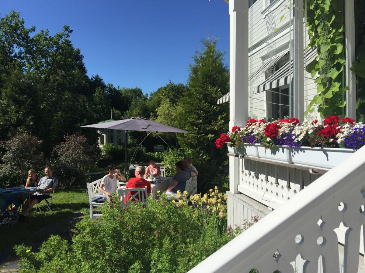 Hôtel Lansmansgarden Adalen à Lugnvik Extérieur photo